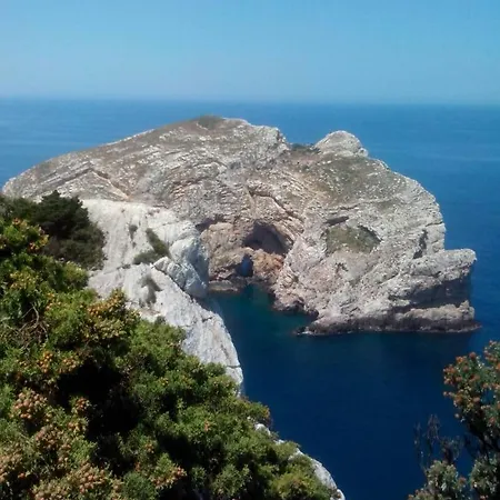 A.c. Le Pavoncelle Bed & Breakfast